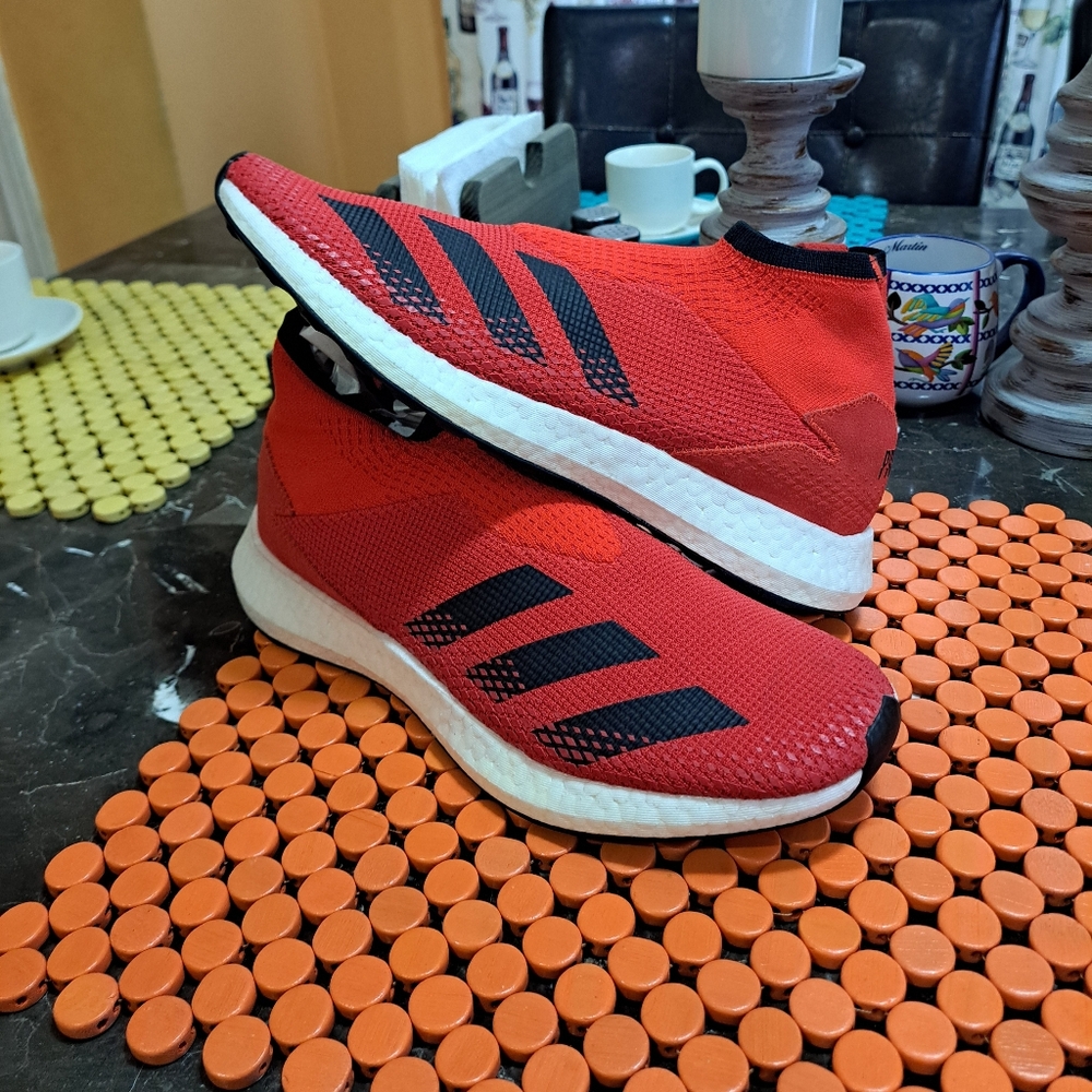 Adidas Predator Tango 18+ Ultra Boost Red And Black Mens Size 10.5 NEW